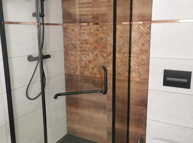 Under The Hill 2 * Bad Muskau