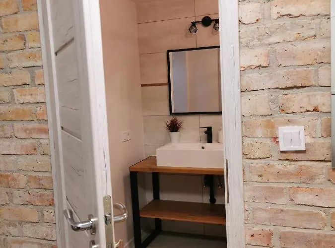 Under The Hill 2 Apartment *