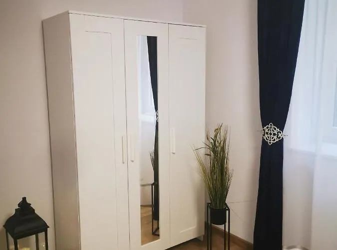 Under The Hill 2 * Bad Muskau